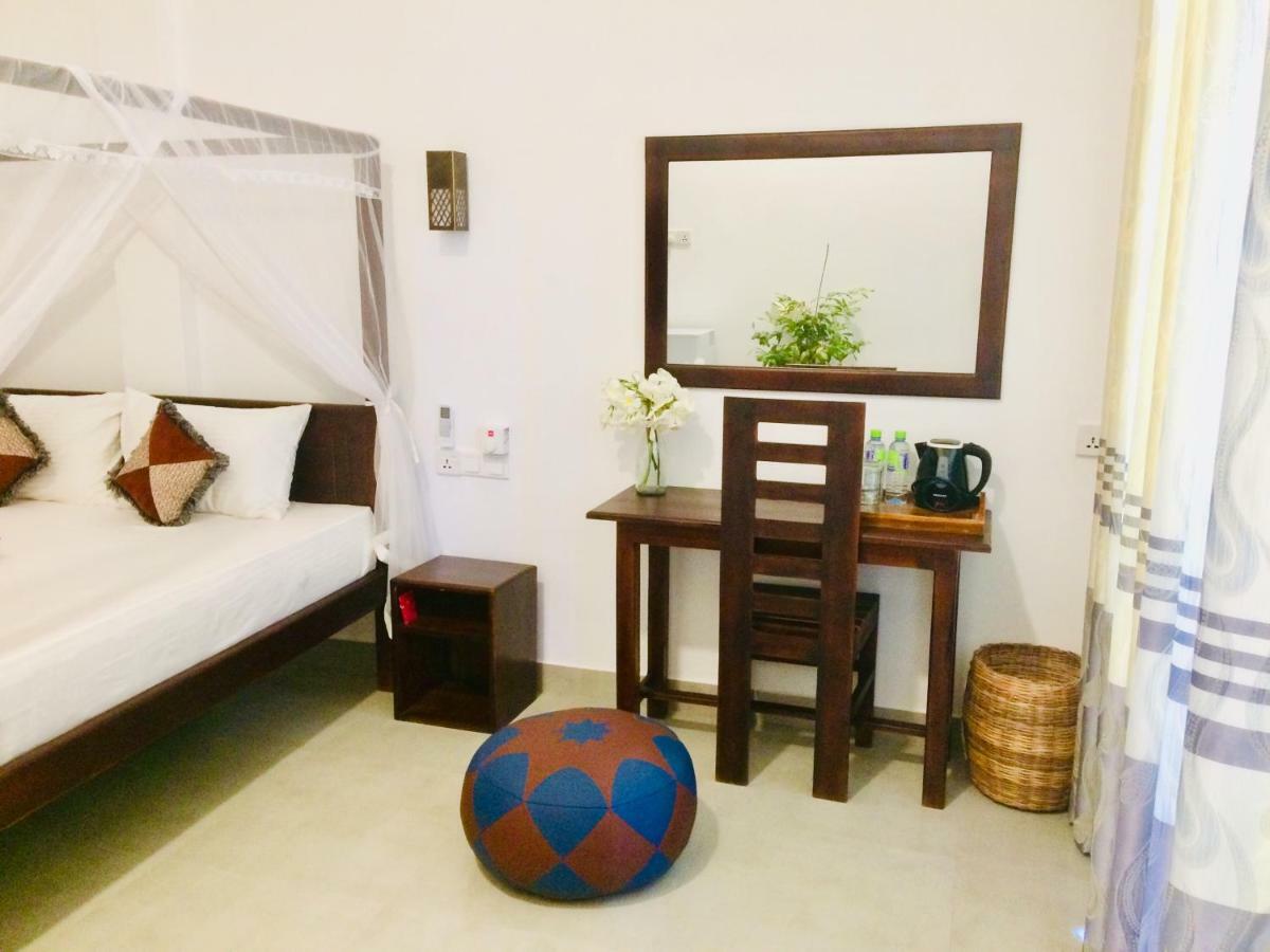Tropicana Home Stay Vịnh Arugam Ngoại thất bức ảnh